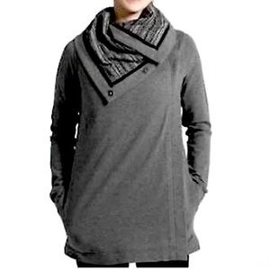 Lululemon Athletica Gray Asymmetrical Sweatshirt